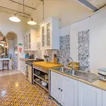 Lovely 4br Maltese With Private Garden & Bbq By 360 Estates