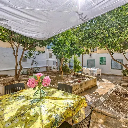 Tatil Evi Lovely 4br Maltese With Private Garden & Bbq By 360 Estates