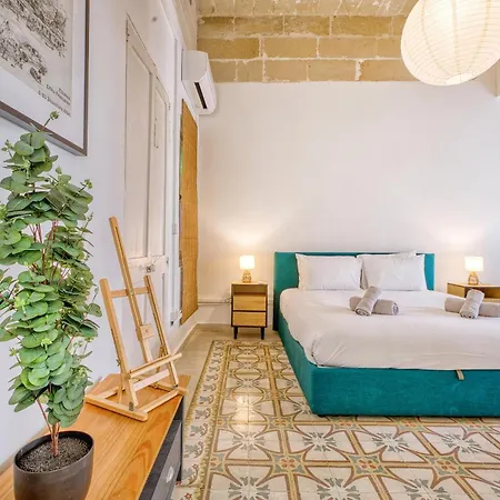 Vakantiehuis Lovely 4br Maltese With Private Garden & Bbq By 360 Estates *