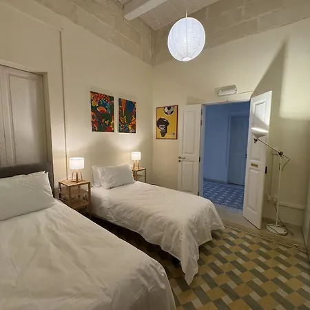Tatil Evi Lovely 4br Maltese With Private Garden & Bbq By 360 Estates *