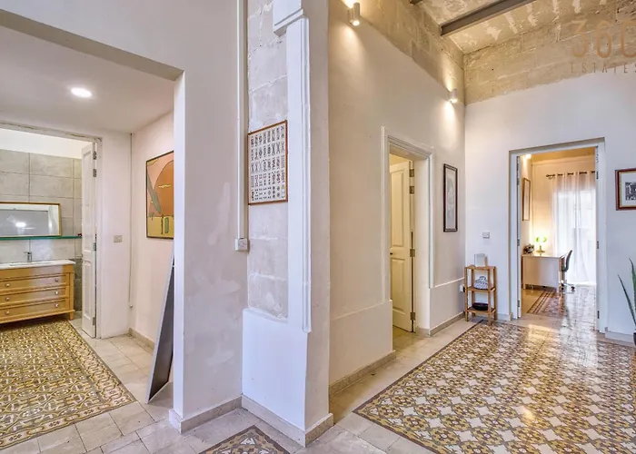 Lovely 4br Maltese With Private Garden & Bbq By 360 Estates Cospicua