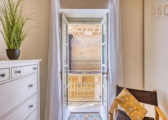 Lovely 4br Maltese With Private Garden & Bbq By 360 Estates Дом отдыха Cospicua