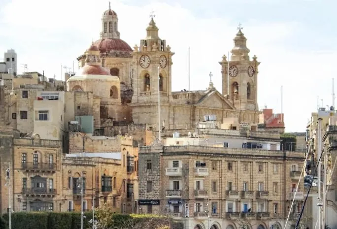 Lovely 4br Maltese With Private Garden & Bbq By 360 Estates Дом отдыха Cospicua