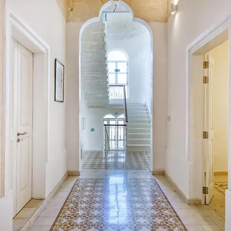 Lovely 4br Maltese With Private Garden & Bbq By 360 Estates *