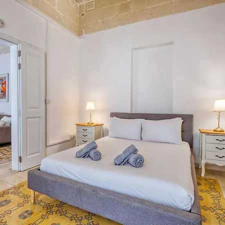 Lovely 4br Maltese With Private Garden & Bbq By 360 Estates * Cospicua