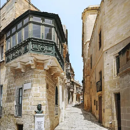 Lovely 4br Maltese With Private Garden & Bbq By 360 Estates Holiday home