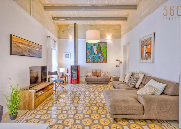 בית נופש Lovely 4br Maltese With Private Garden & Bbq By 360 Estates