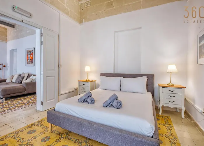 Lovely 4br Maltese With Private Garden & Bbq By 360 Estates * Cospicua