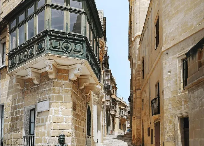 Lovely 4br Maltese With Private Garden & Bbq By 360 Estates Сasa de vacaciones